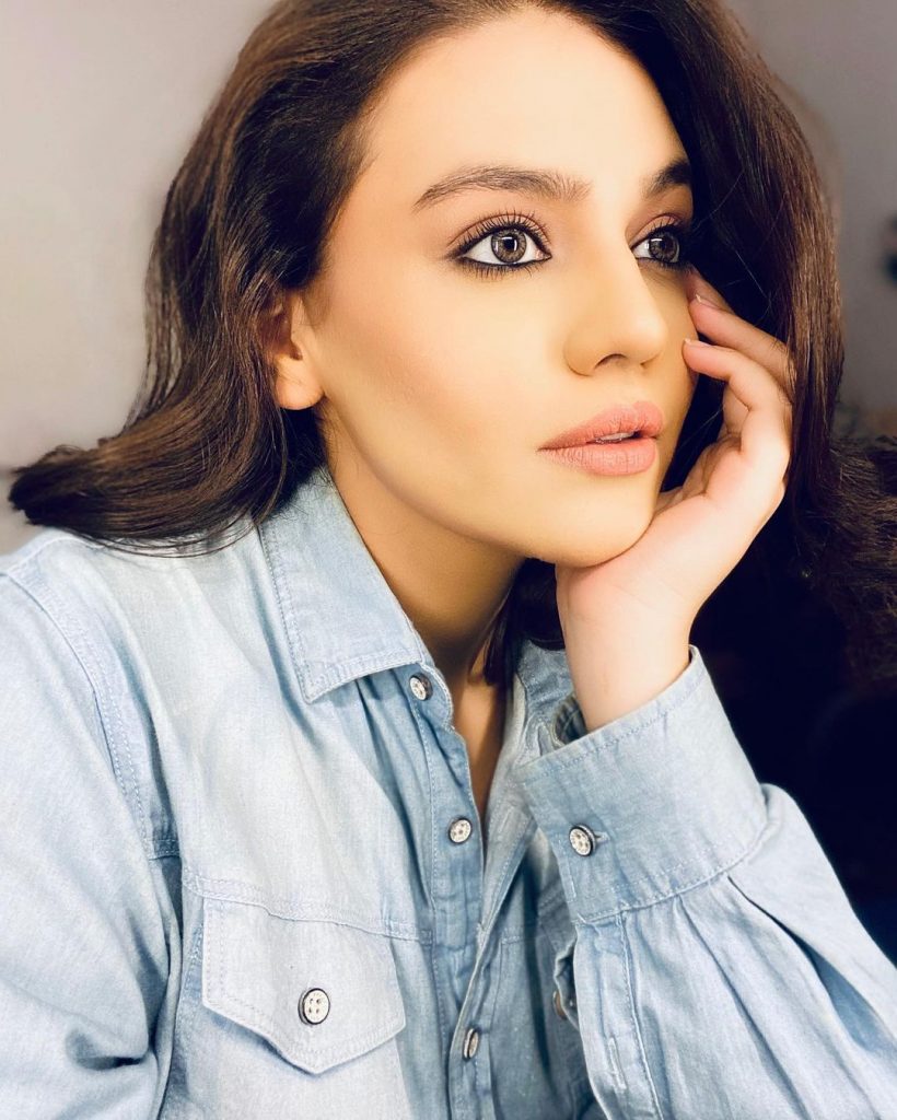 20 Latest Photos of the Beautiful Zara Noor Abbas