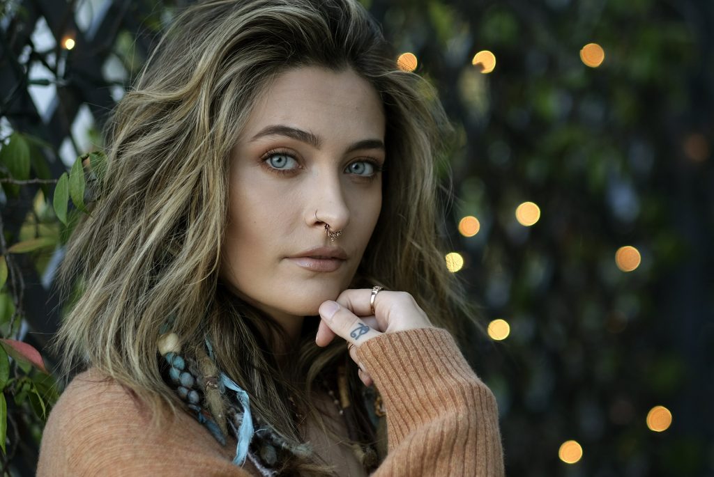 Michael Jackson Daughter | 10 Captivating Pictures