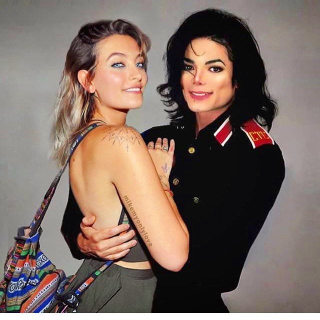 Michael Jackson Daughter | 10 Captivating Pictures