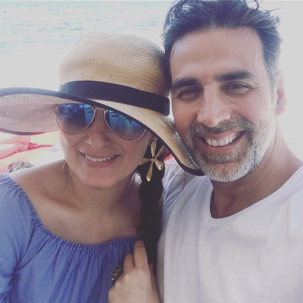 Akshay Kumar Wife | 10 Enchanting Pictures