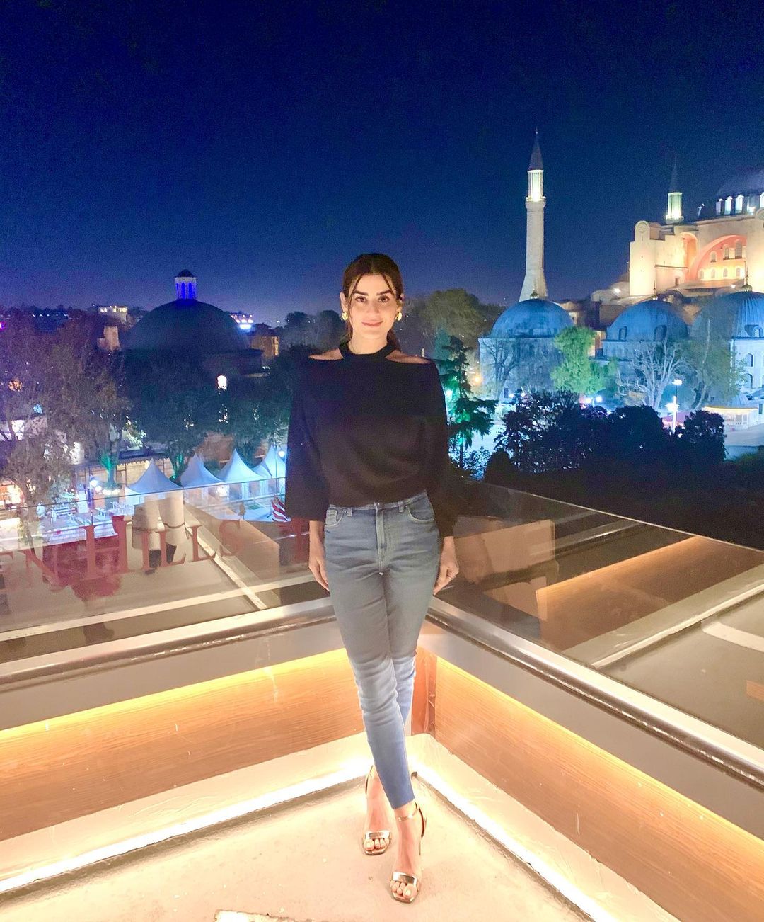Actress Amna Malik in Turkey - Beautiful Pictures