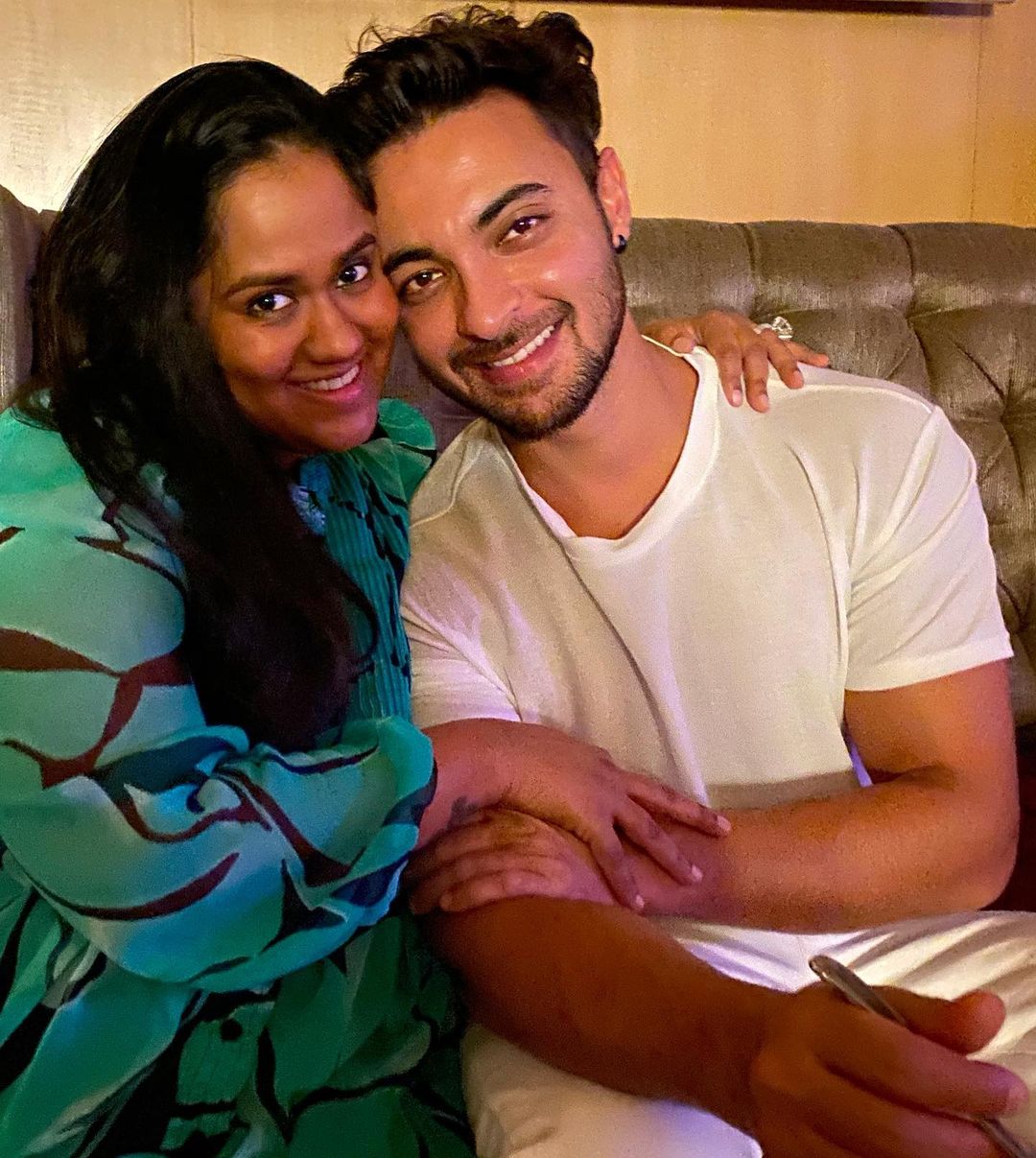 Arpita Khan Husband 10 Enchanting Pictures Reviewit.pk