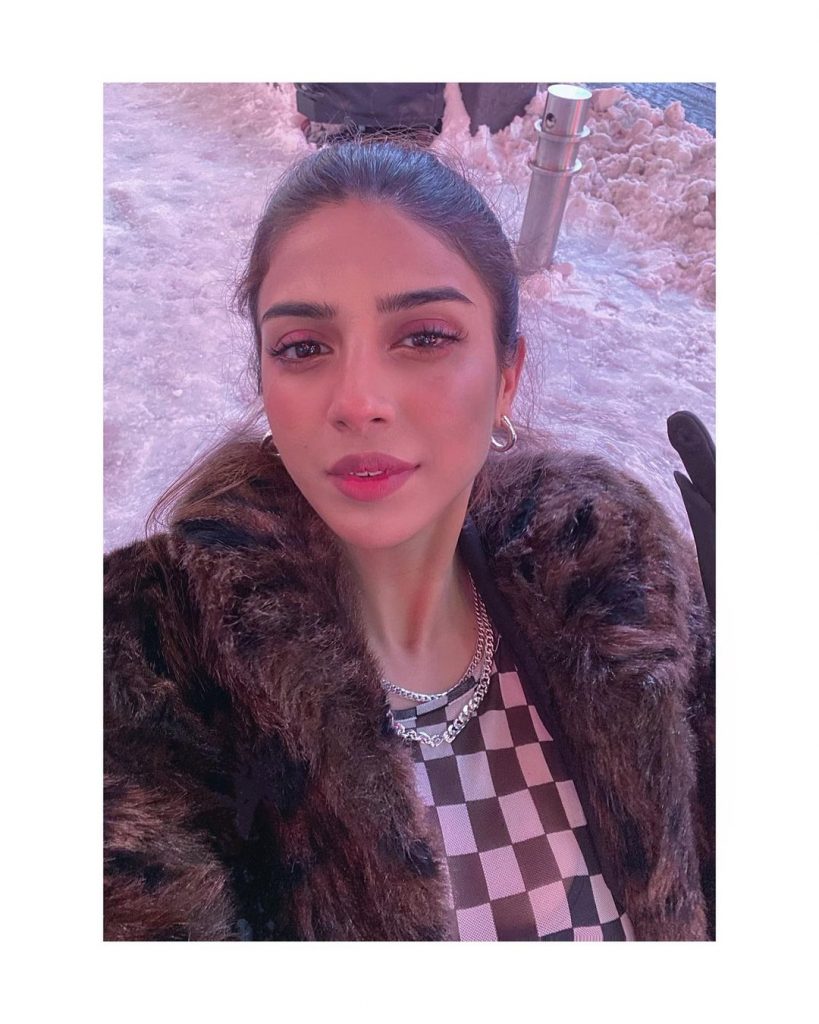 Ayesha Gul And Sonya Hussyn Vacationing In New York