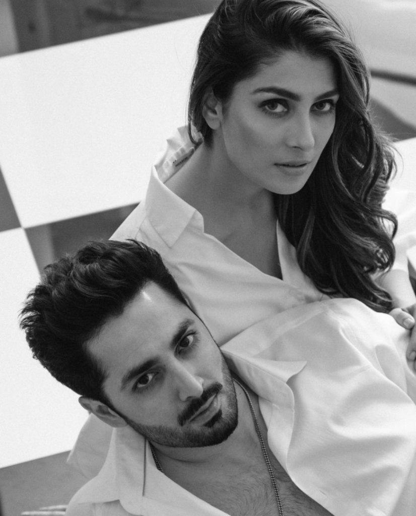 Ayeza Khan With Her Husband - Romantic Pictures