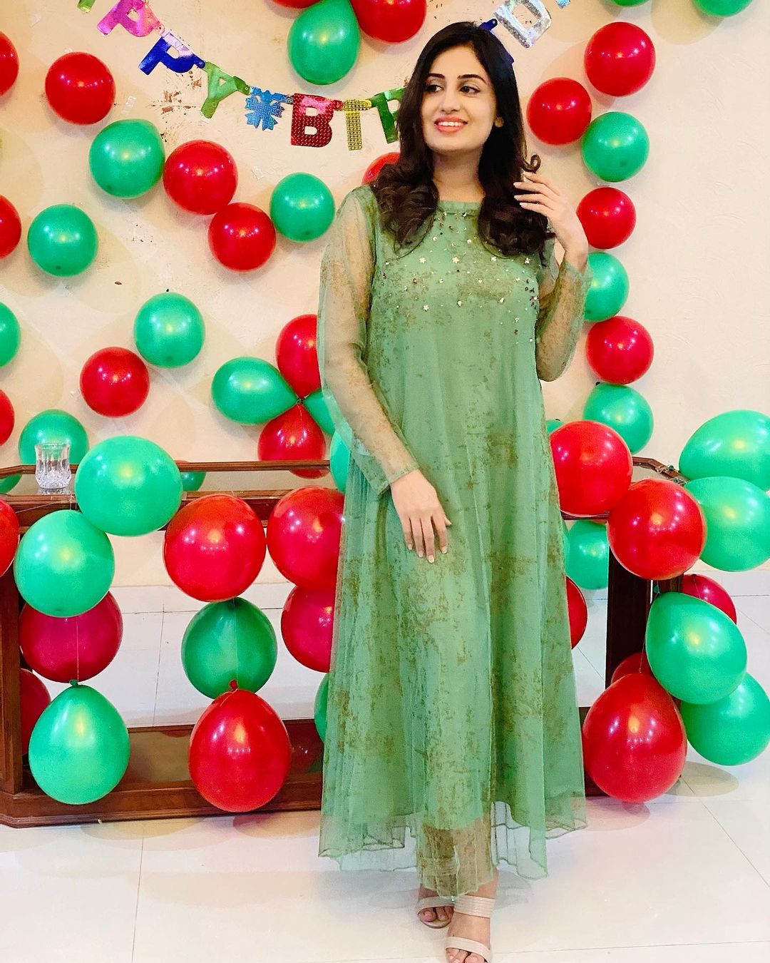 Iqrar ul Hassan Wife Farah Yousaf Birthday Pictures