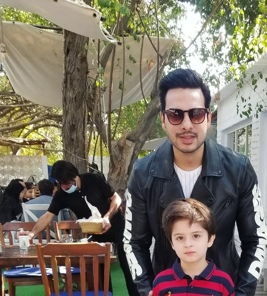 Kanwar Arsalan and Fatima Effendi with Family - New Pictures