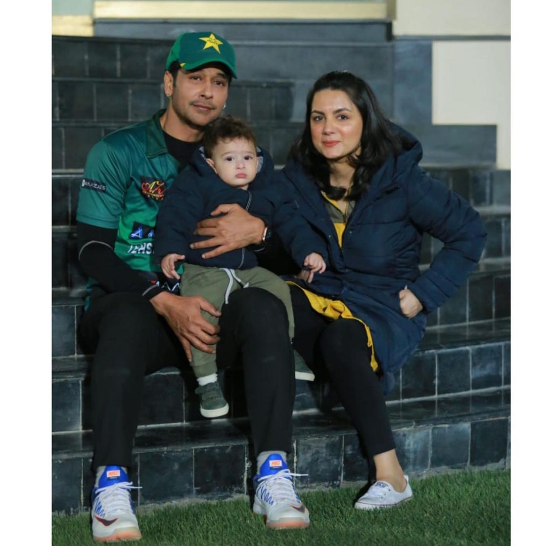 Faysal Qureshi with Wife Sana Faysal and Kids - Latest Pictures