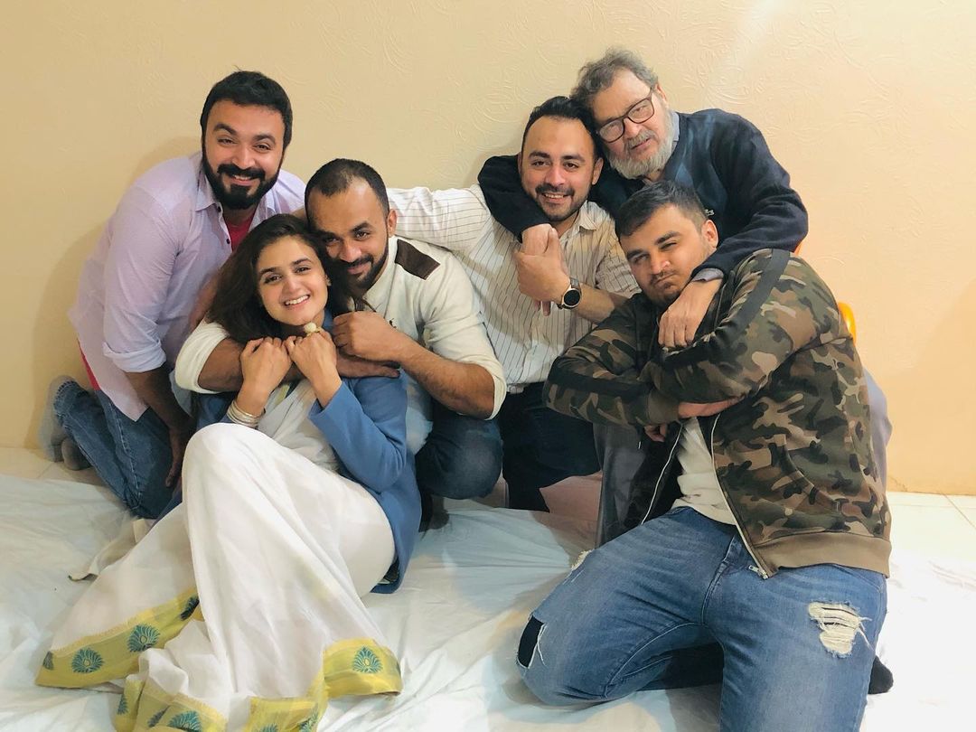 Hira Mani Latest Pictures with her Family