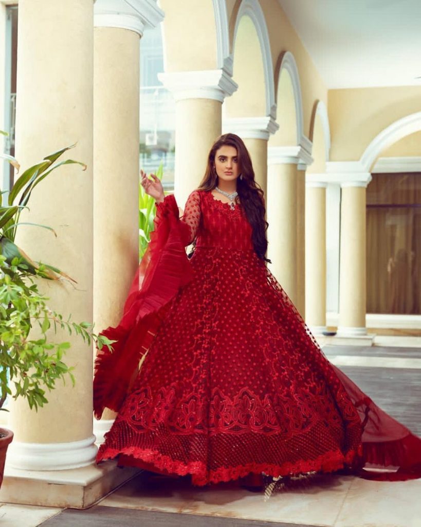 Hira Mani Looks Gorgeous In Latest Photoshoot