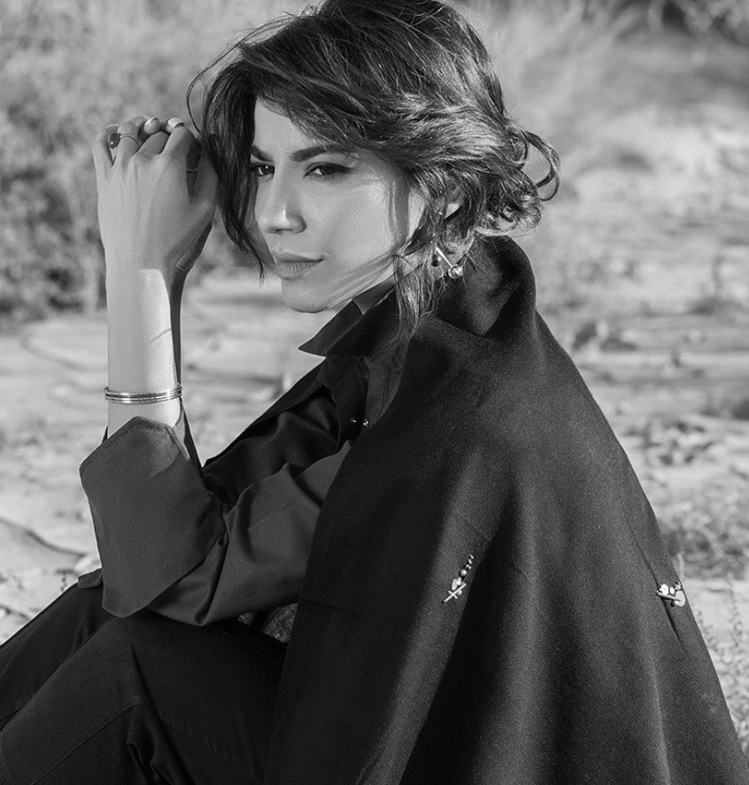 Naveen Waqar Gives Nomadic Vibes in latest Photoshoot