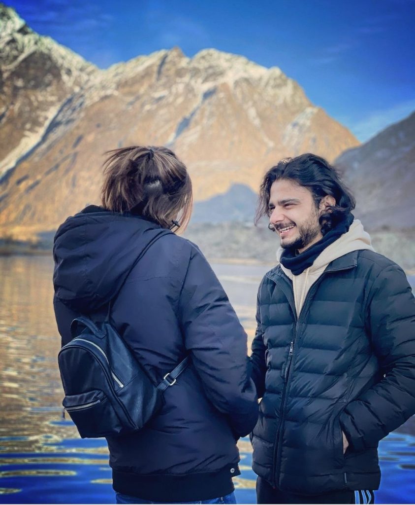 Ukhano With Wife , Pictures while Traveling Pakistan