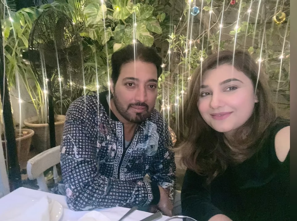 Javeria Saud Pictures With Friends