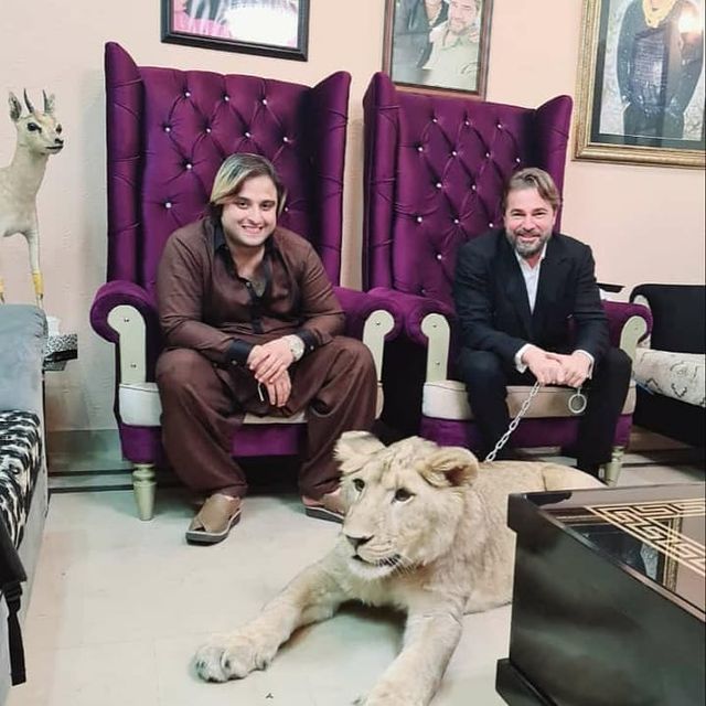 Kashif Zameer Frauds With Ertugrul Star