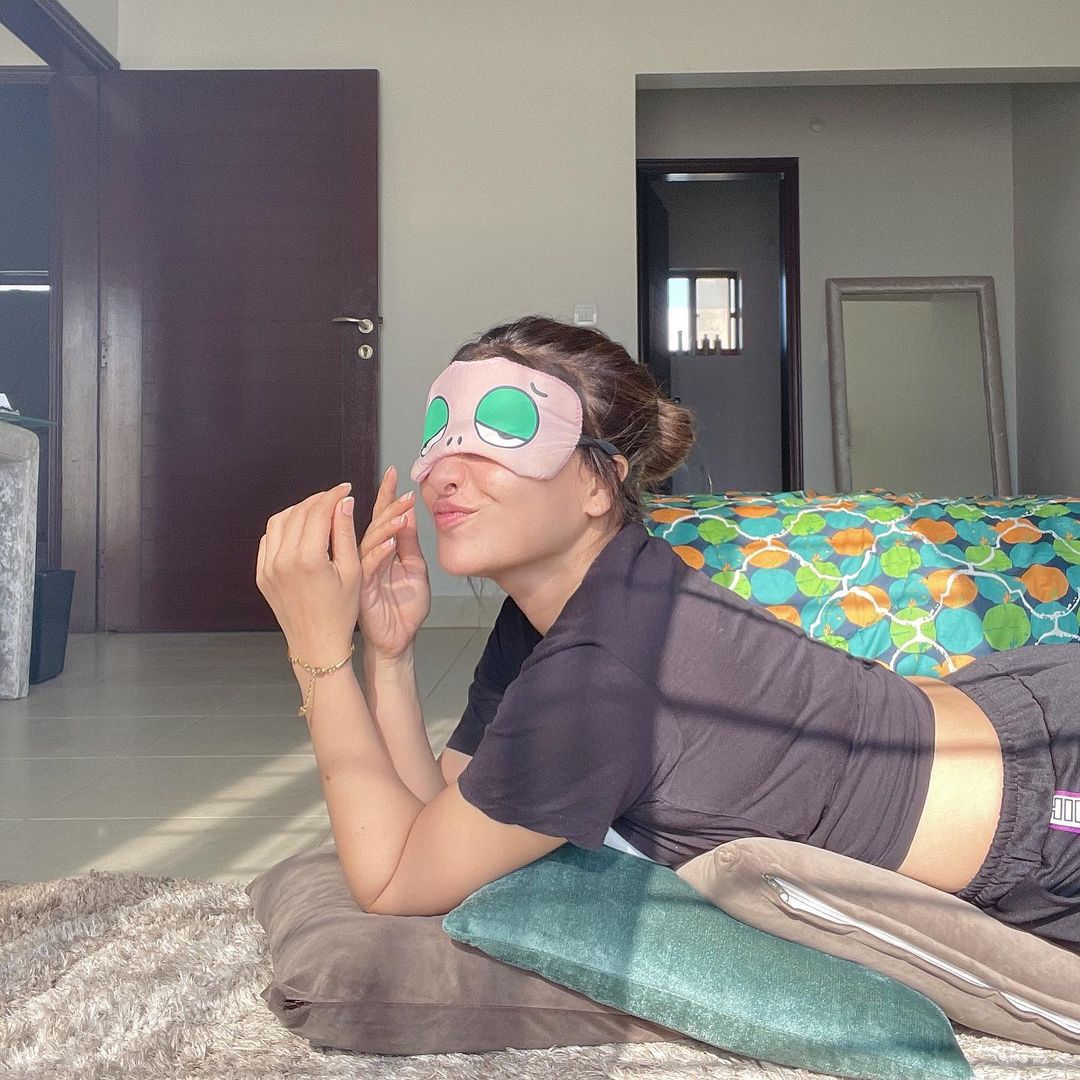 Actress Maira Khan Latest Pictures from her Instagram