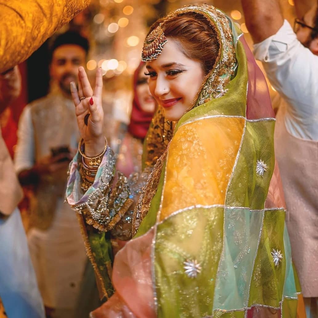 Naimal Khawar Sister Fiza Khawar Mehndi - New HD Pictures