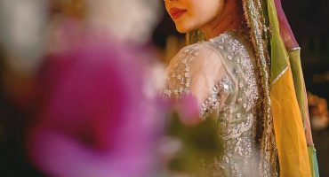 Naimal-Khawar-Sister-Mehndi (3)