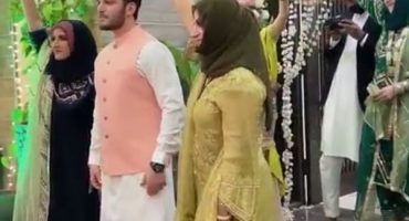 Naimal-Sister-Dholki (10)
