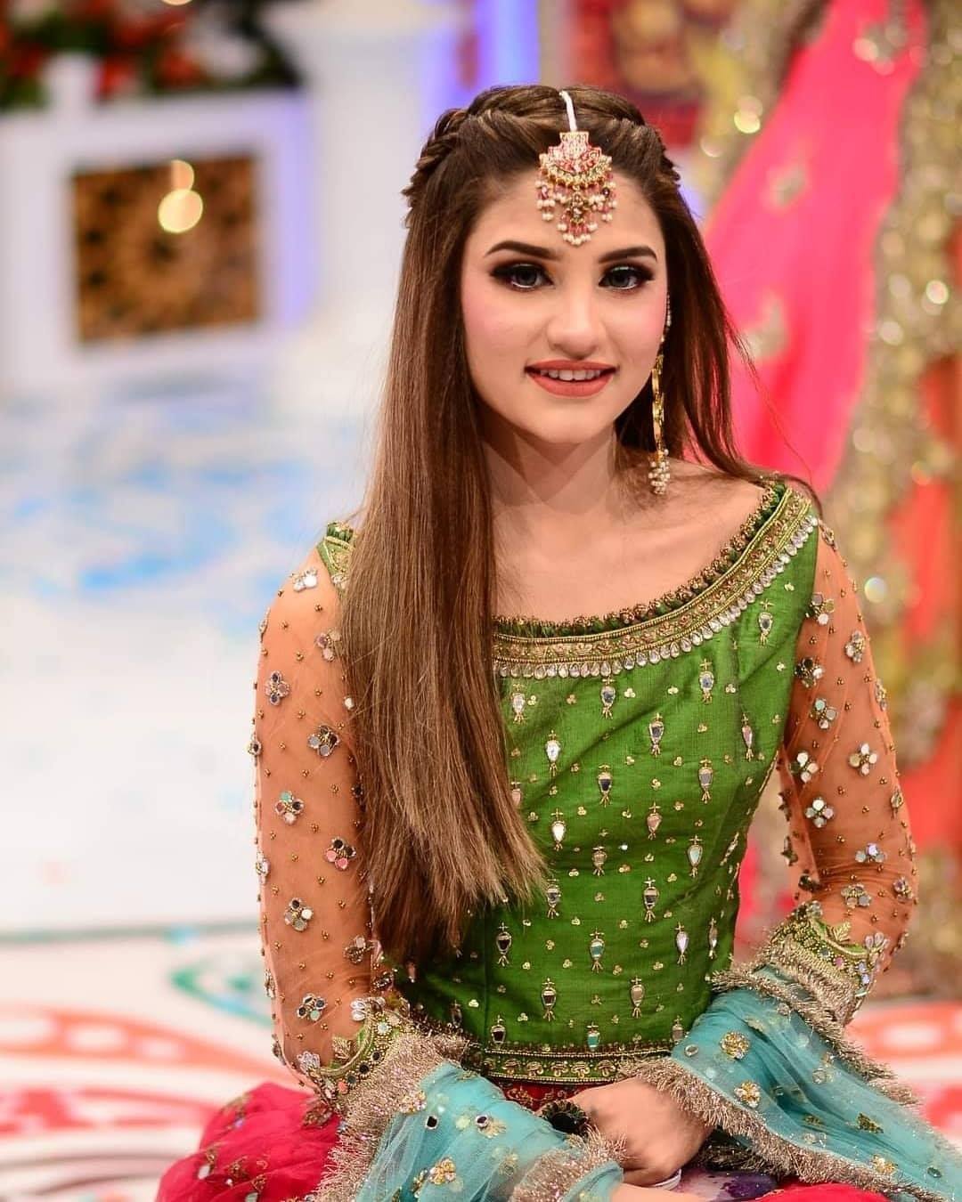 Viral Nimra Ali Mehndi Look by Kashees in GMP