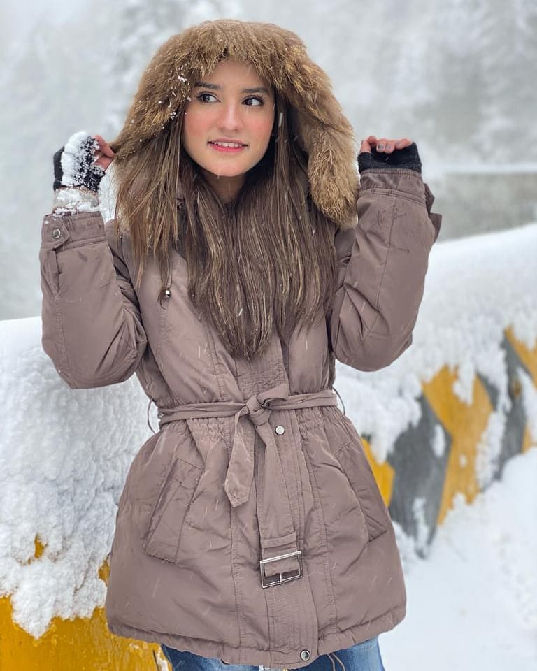 Viral Girl Nimra Ali Enjoying Winter Vacations in Muree