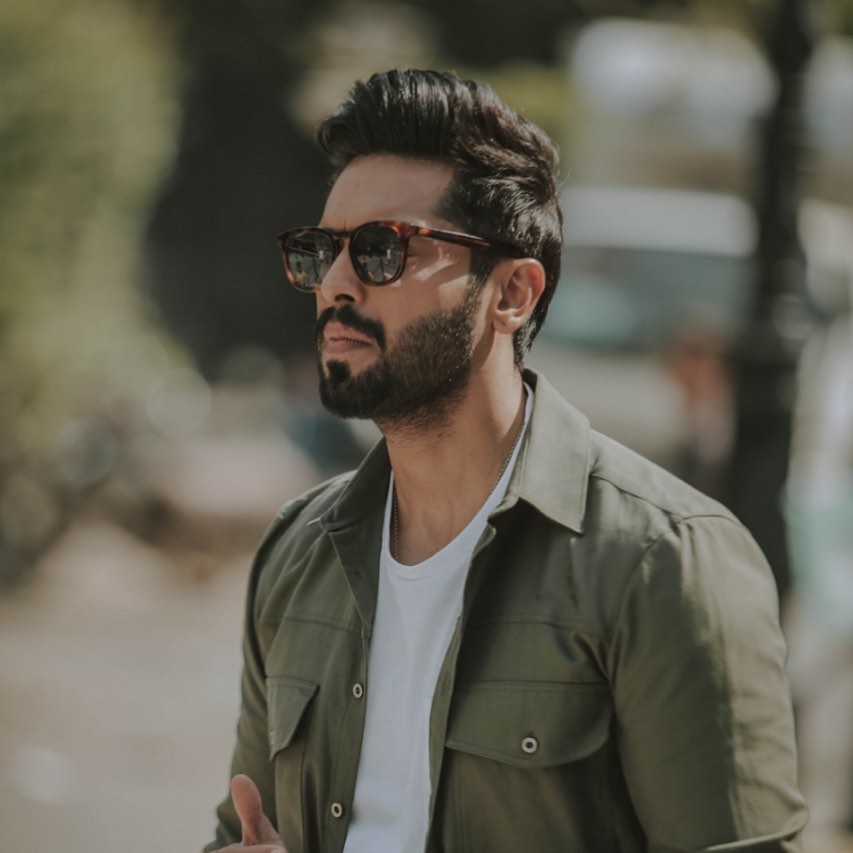 Public Angry Over Fahad Mustafa's Support For Jalan