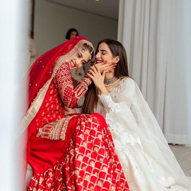 Sajal Ali Sister | 10 Adorable Pictures