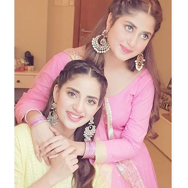 Sajal Ali Sister | 10 Adorable Pictures