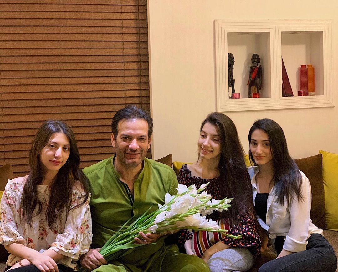 Saleem Sheikh Family - Latest Pictures