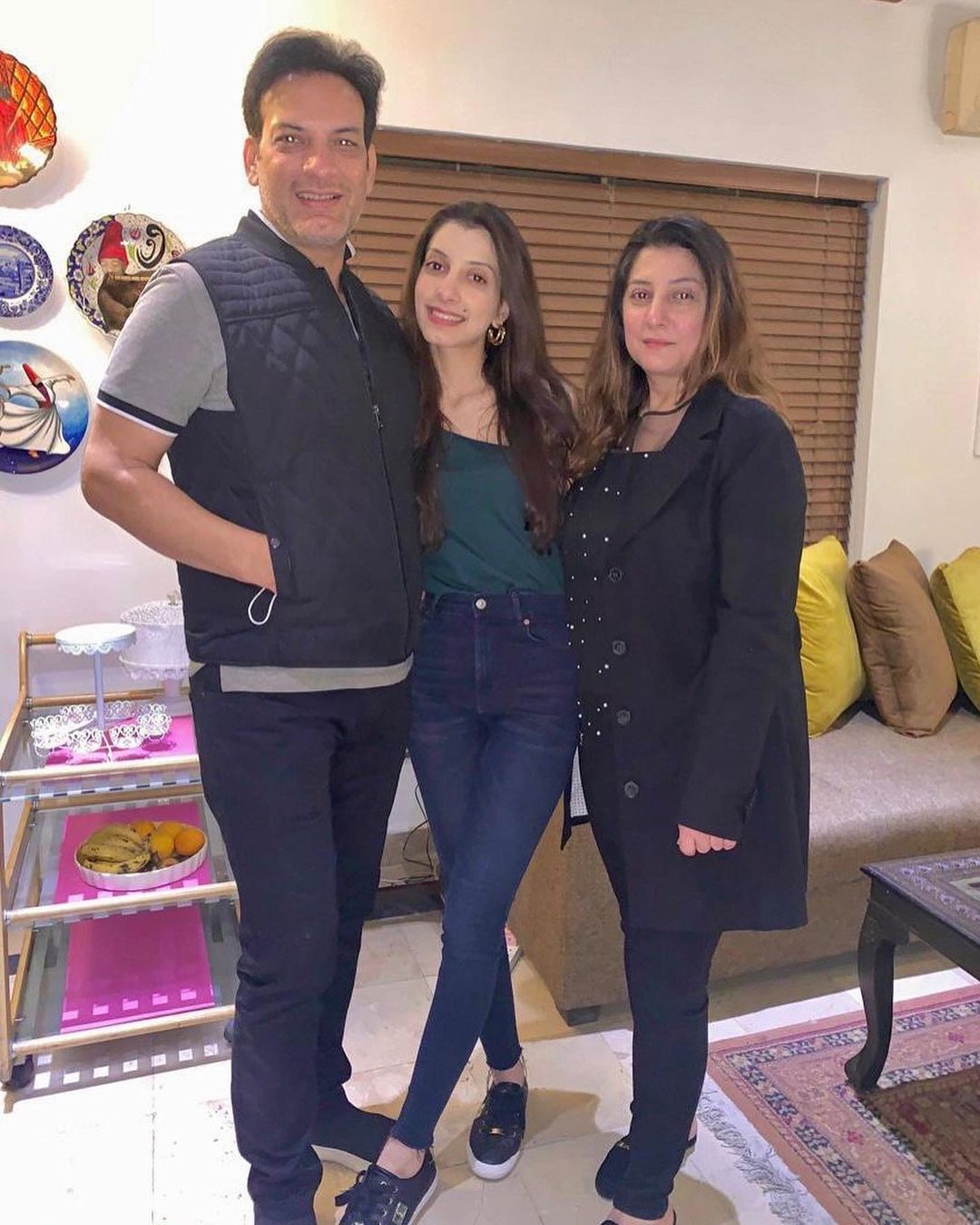 Saleem Sheikh Family - Latest Pictures