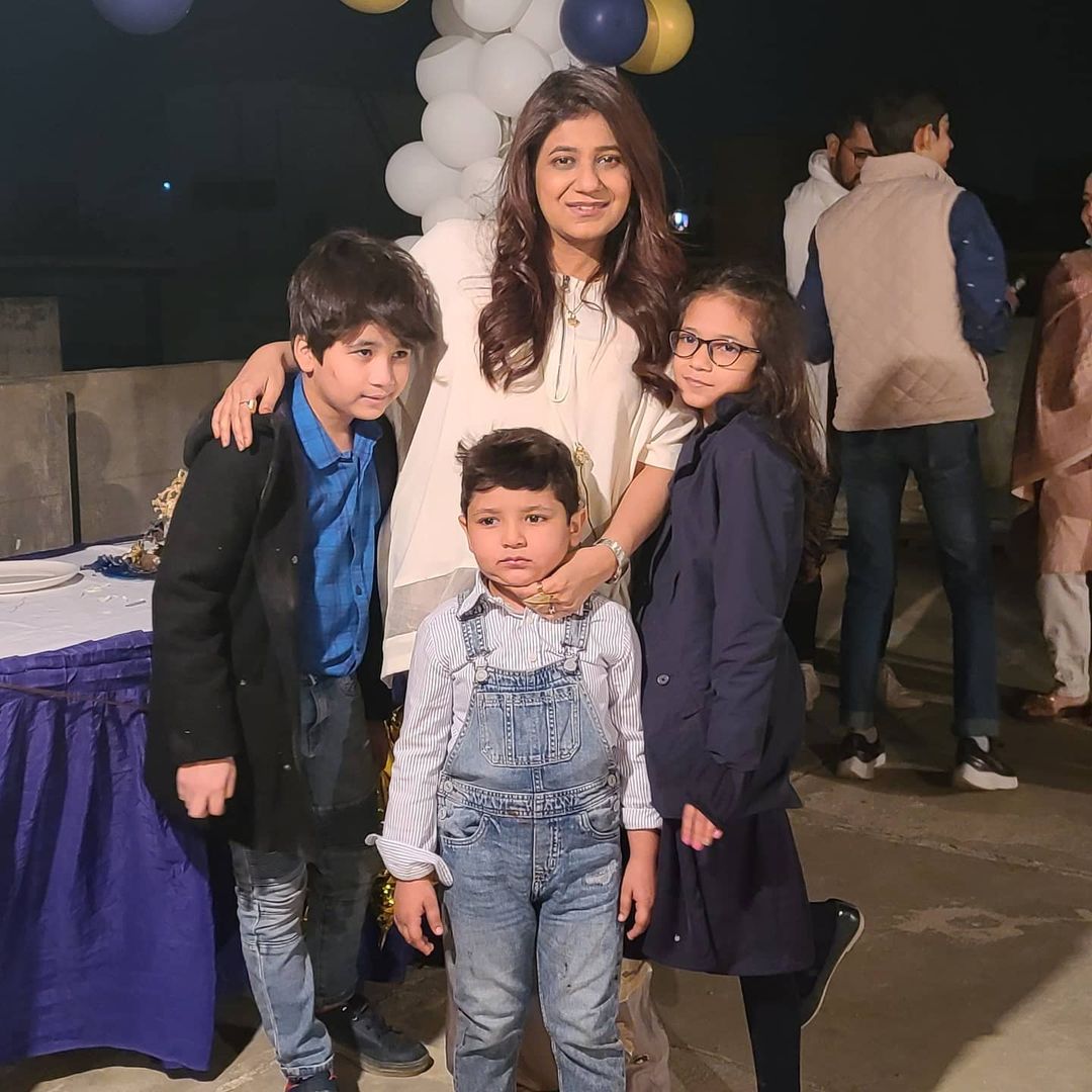 Fahad Mustafa with his Family - Latest Pictures