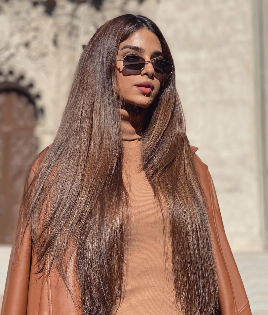 Sonya Hussyn is Looking Gorgeous in Her Latest Pictures from New York