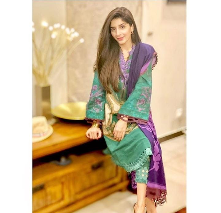 Mawra Hocane's Look From Her Friend's Mayoon