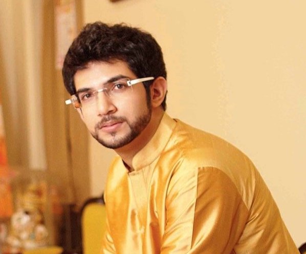 Uddhav Thackeray Son | 10 Bewitching Pictures