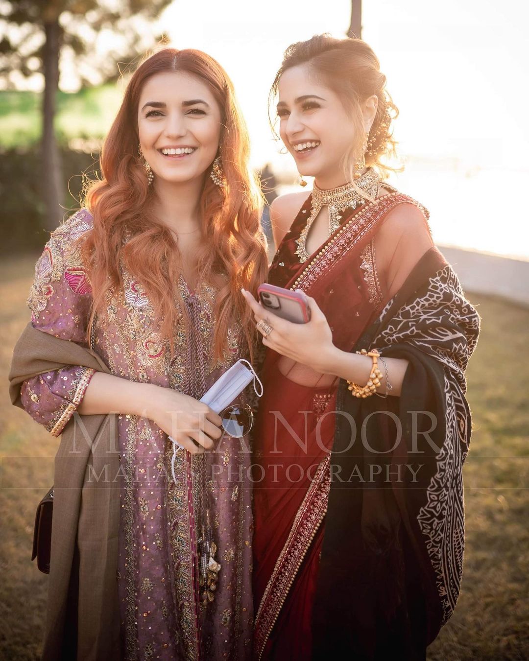 Aima Baig Sister Komal Baig Wedding Pictures Reviewit.pk
