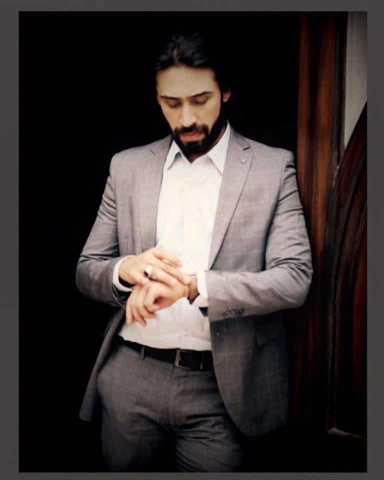 Coolest Pictures of Ali Rehman in Suits