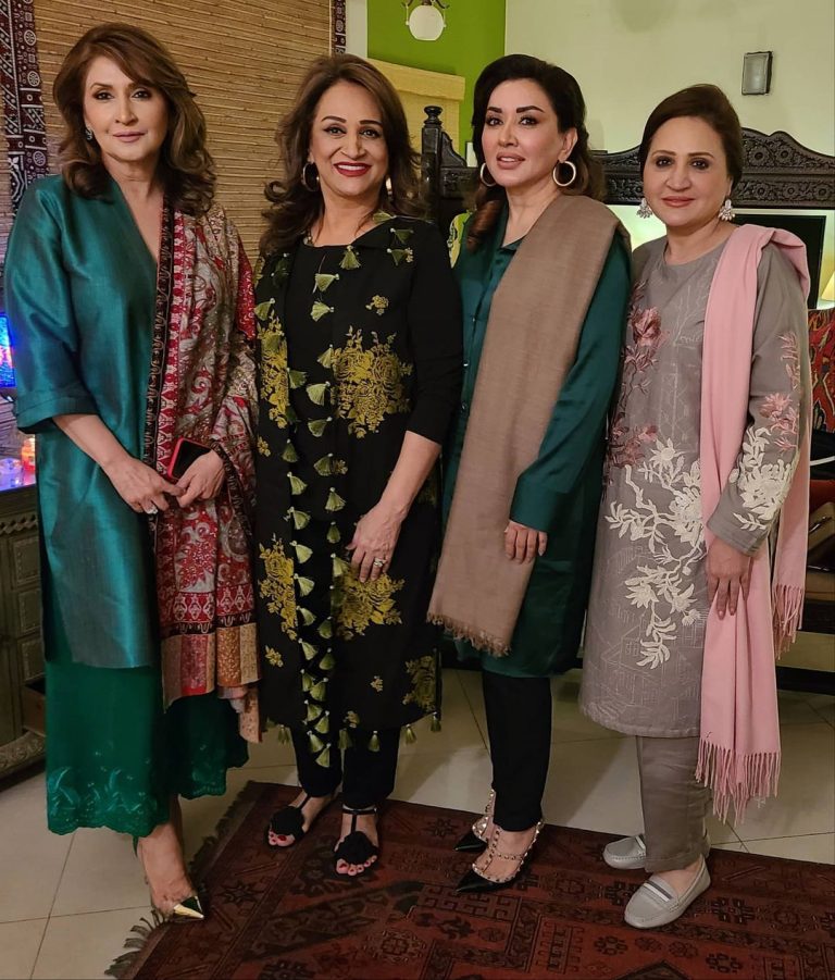 Bushra Ansari Flaunting Her Sister's Brand Outfits | Reviewit.pk