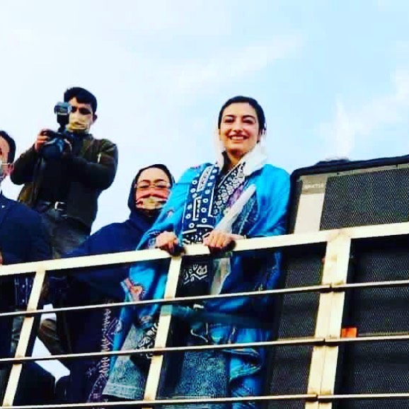 Five Times Asifa Bhutto Looked Like Her Mother Benazir Bhutto