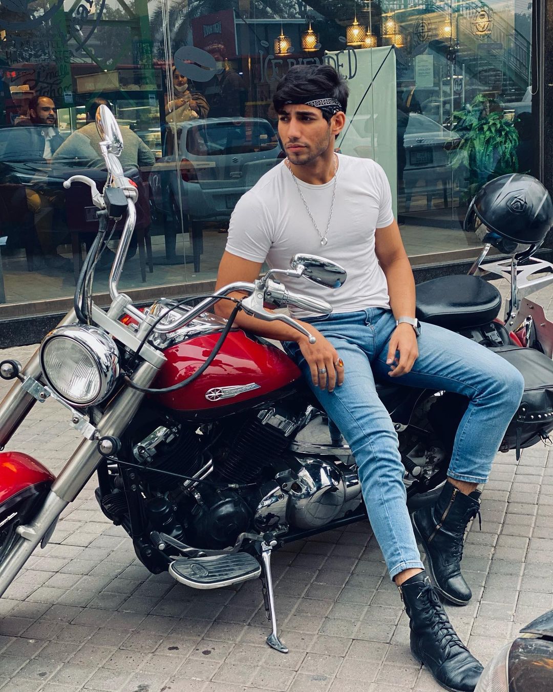 Bhool Jaa Ay Dil Cast In Real Life | Reviewit.pk