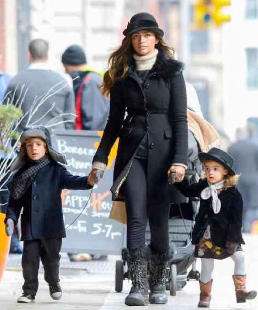 Matthew McConaughey Wife | 10 Adorable Pictures