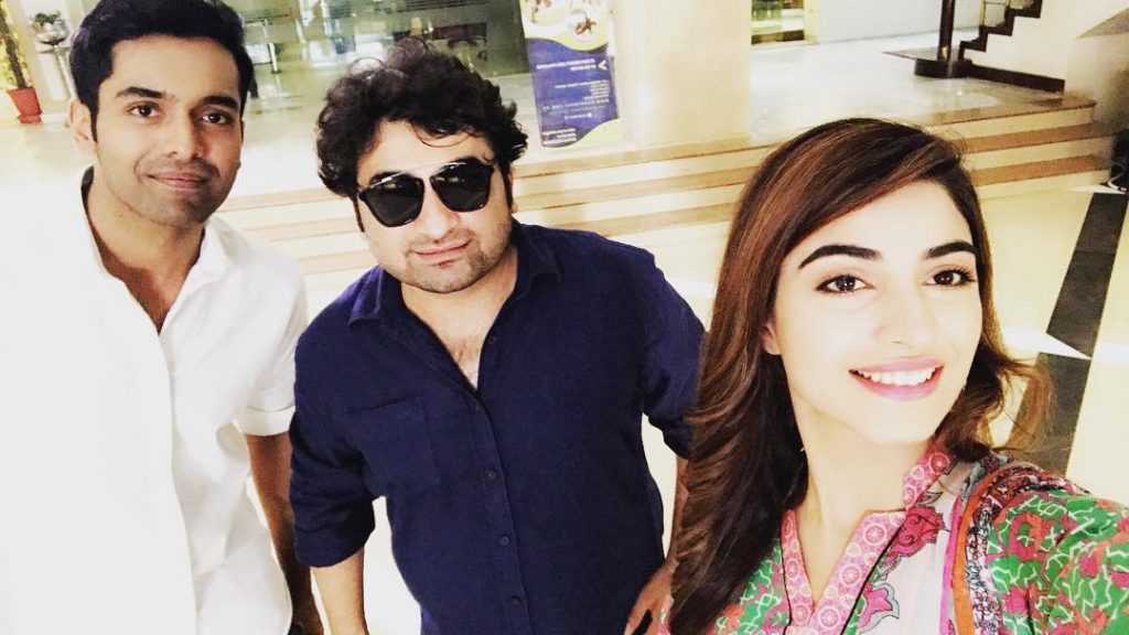 Off-Screen Pictures of Danish Nawaz With Fellow Friends