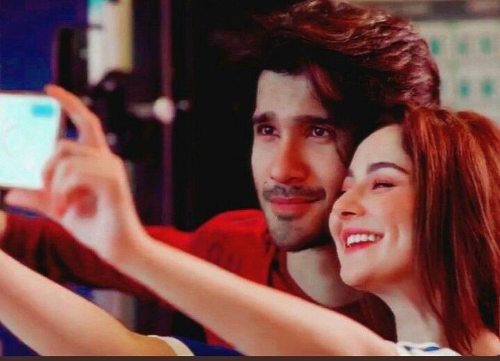 Feroze Khan Discloses About His Relationship With Hania Amir