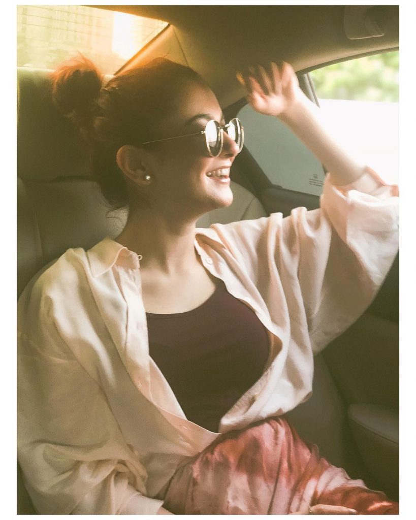 Hania Amir Having Fun With Friends - Public Criticism