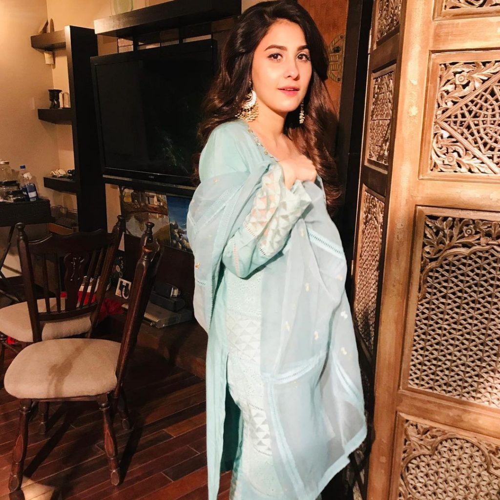 Latest Pictures of Hina Agha At Her Home