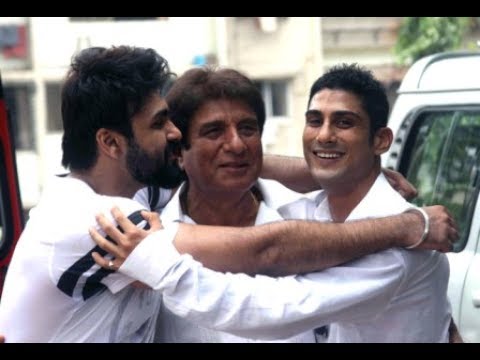 Raj Babbar Son | 10 Stunning Pictures