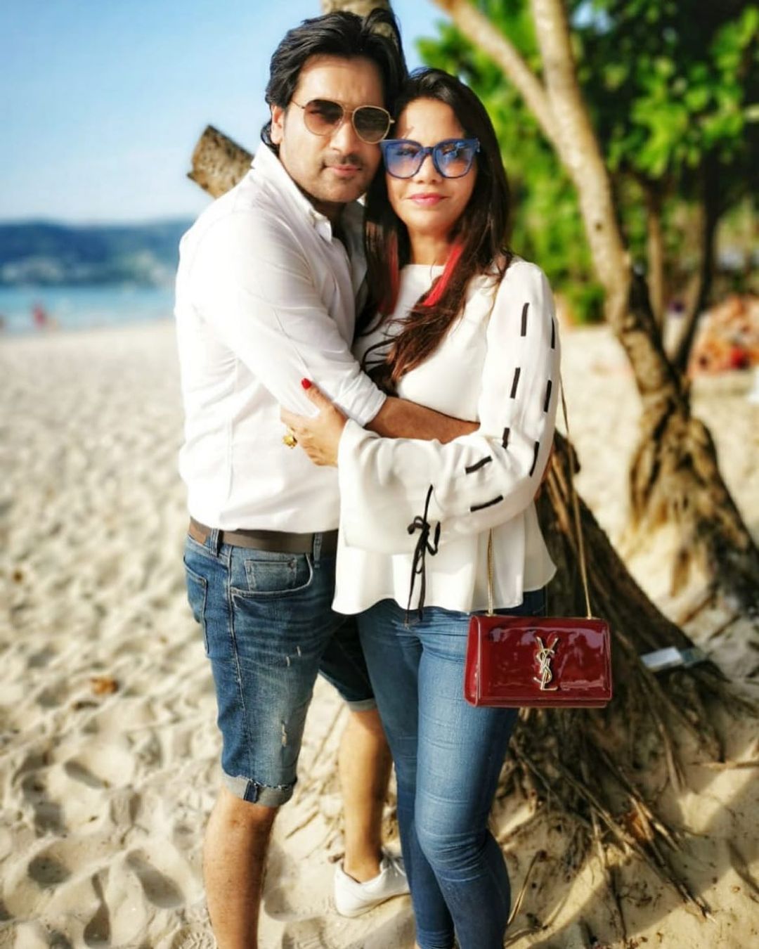 Humayun Saeed Pens Down A Message For His Wife On Her Birthday ...
