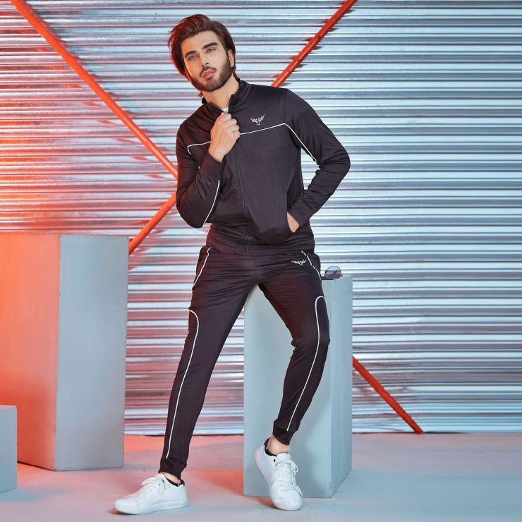 Imran Abbas Denied Wedding Rumors | Reviewit.pk
