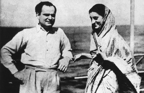 Indira Gandhi Husband | 10 Historic Pictures