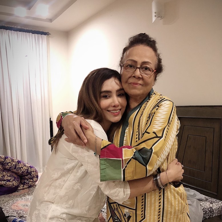 Unseen Family Photos of Maira Khan