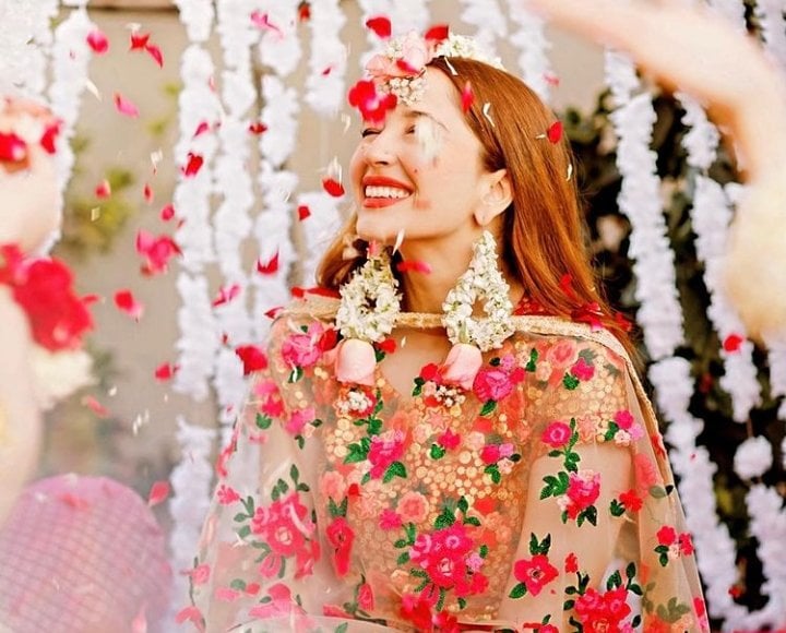 Fiza Khawar's Post Wedding Pictures With Husband