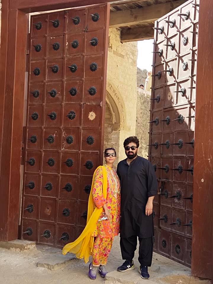 Nida Yasir and Yasir Nawaz Visited Ranikot Fort, Sindh