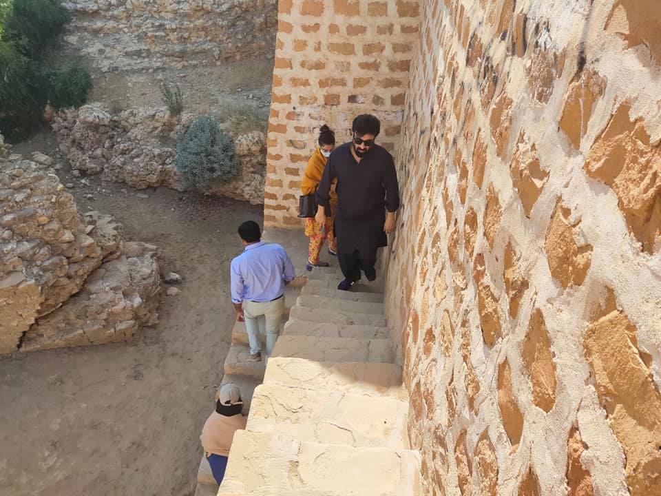 Nida Yasir and Yasir Nawaz Visited Ranikot Fort, Sindh